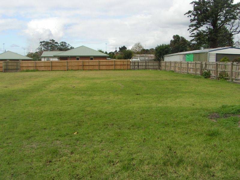 65 Vale Street, Moe VIC 3825