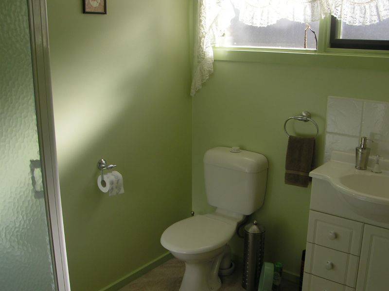 1 Smallburn Avenue, Newborough VIC 3825