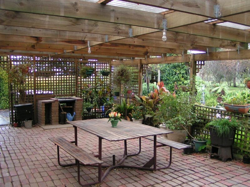 2383 Willow Grove Road, Hill End VIC 3825