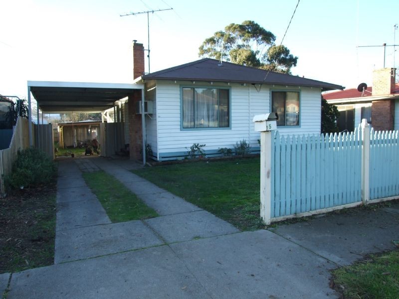 52 Elizabeth Street, Moe VIC 3825