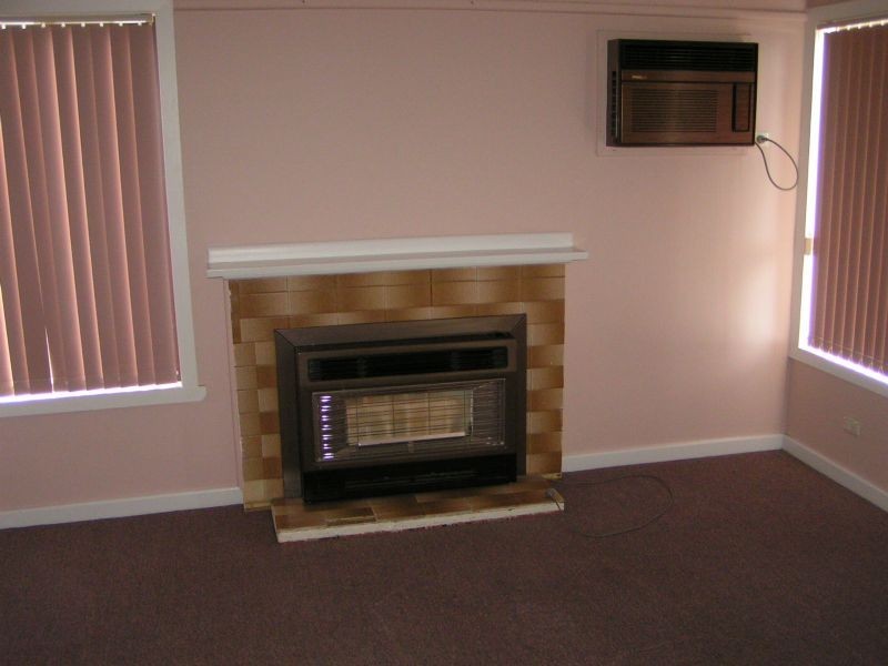 15 Hawker Street, Moe VIC 3825