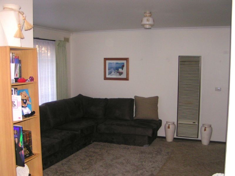 2/95 Monash Road, Newborough VIC 3825