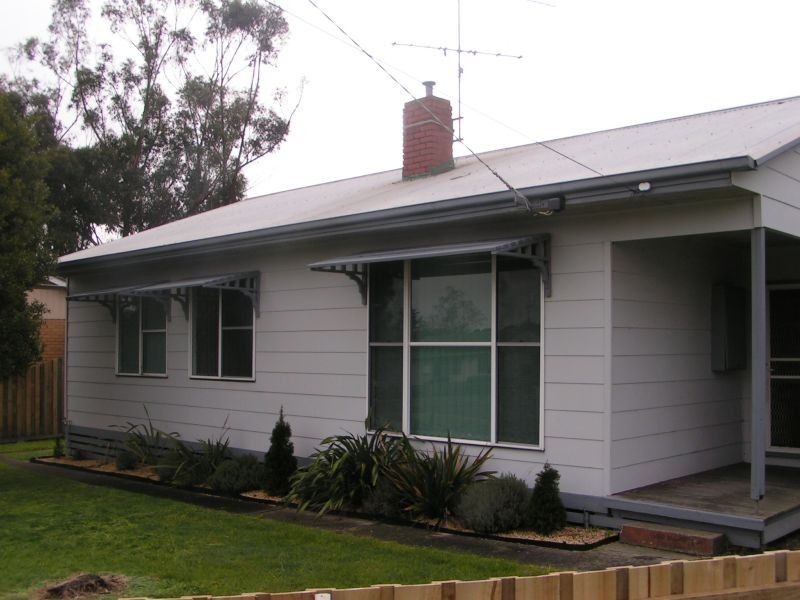 19 Parer Avenue, Moe VIC 3825