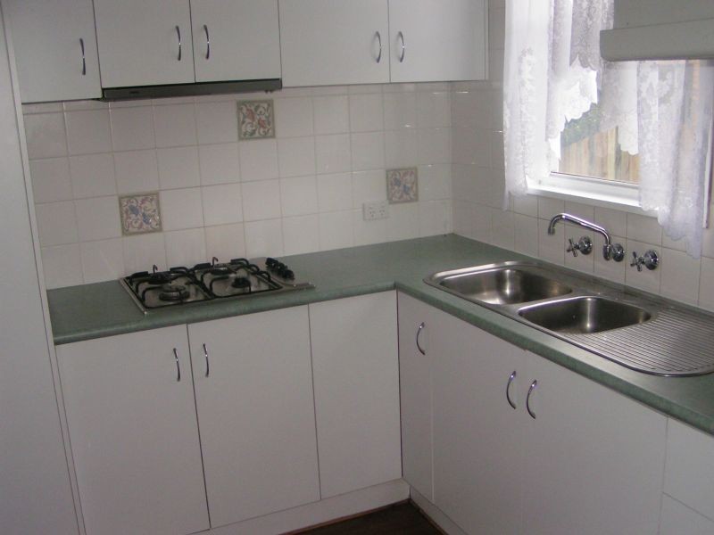 19 Parer Avenue, Moe VIC 3825