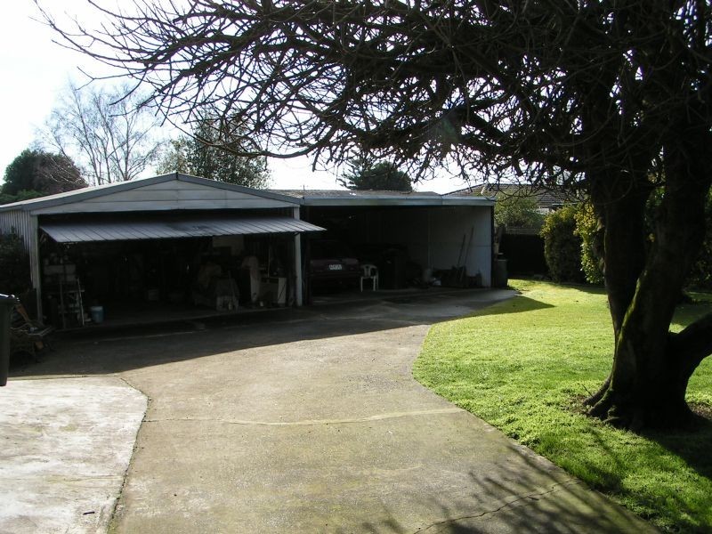 42-44 Victoria Street, Moe VIC 3825