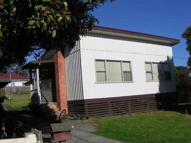 4 Venice Street, Newborough VIC 3825