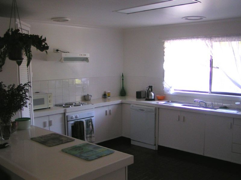 30 Pleasant Drive, Hernes Oak VIC 3825