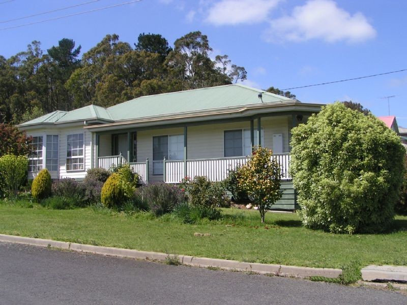 6 Moir Road, Trafalgar VIC 3824