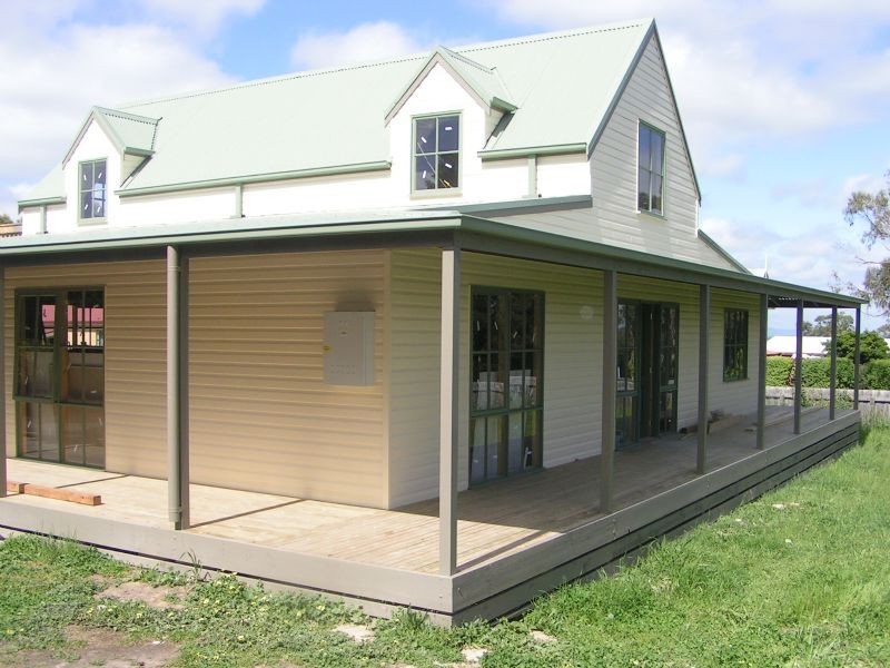 3 School Road, Willow Grove VIC 3825