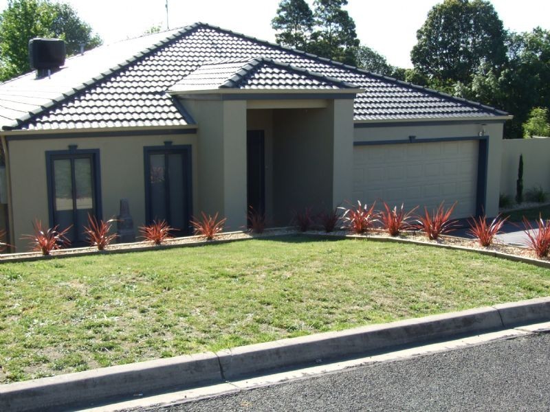 2 Luke Street, Moe VIC 3825