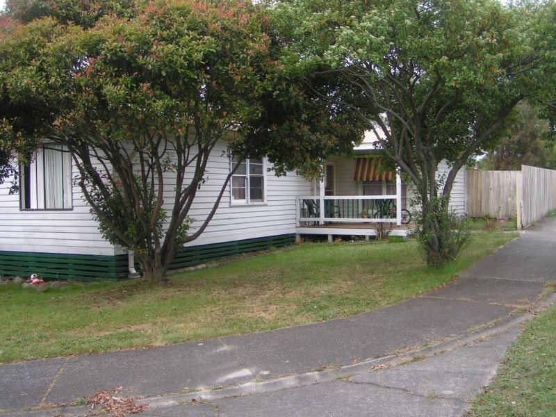 9 Baw Baw Street, Moe VIC 3825