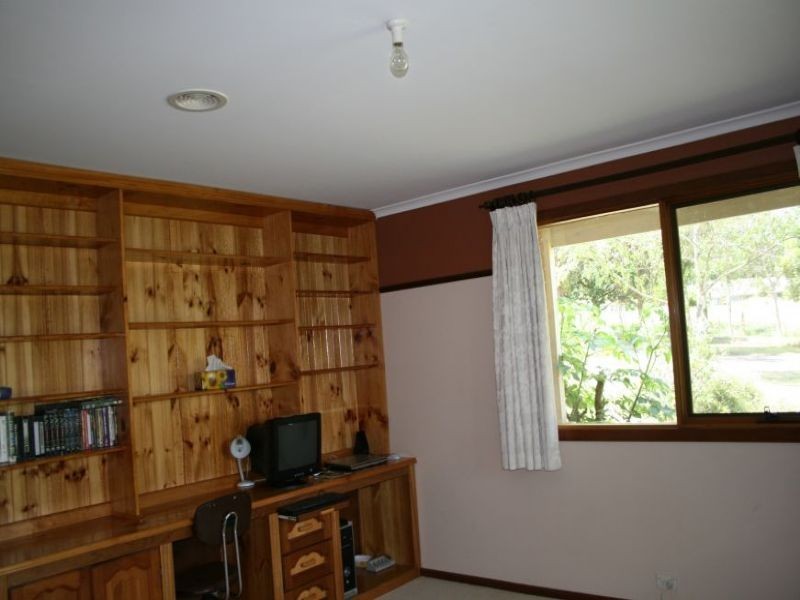 5 Helga Drive, Yallourn VIC 3825