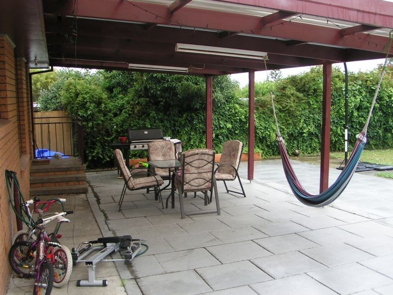 13 Belvedere Court, Newborough VIC 3825