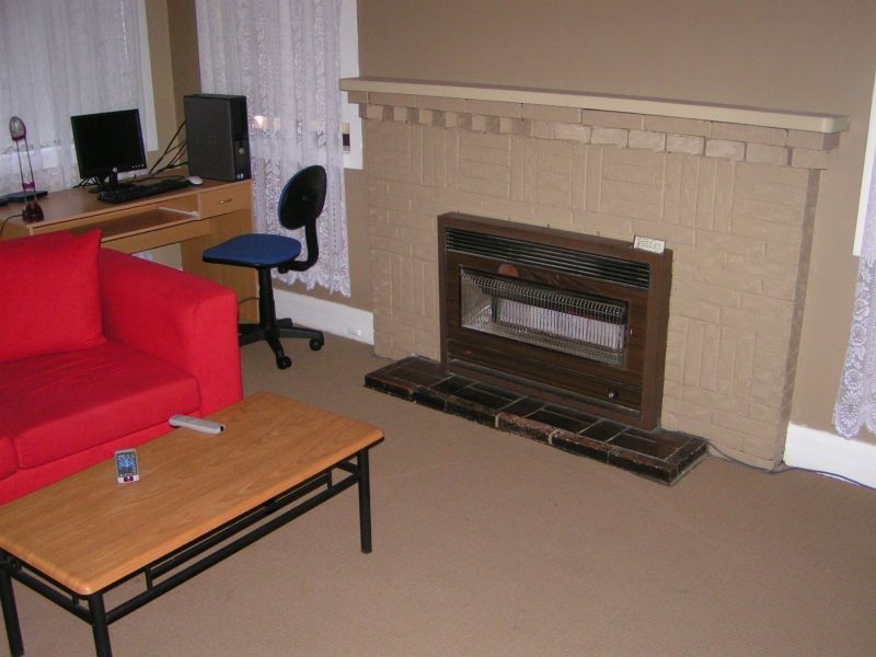 6 Johnson Street, Moe VIC 3825