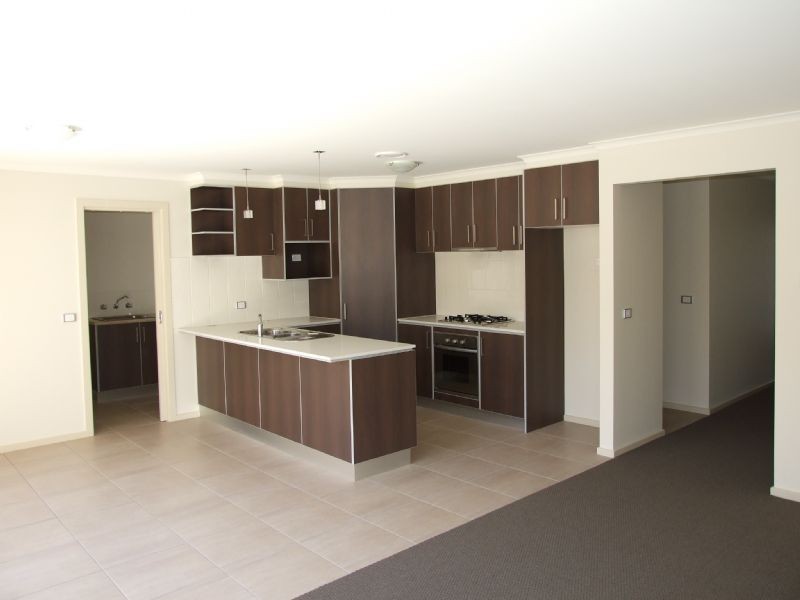 3/35-37 Monash Road, Newborough VIC 3825