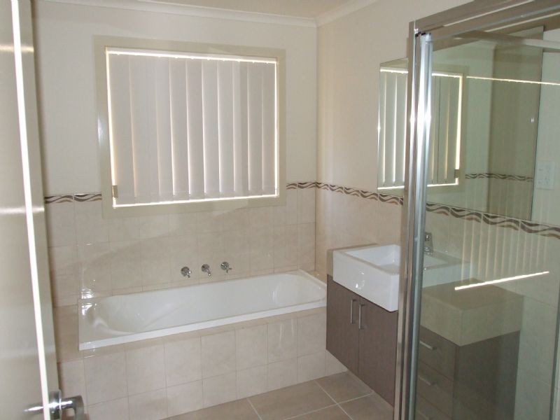 3/35-37 Monash Road, Newborough VIC 3825