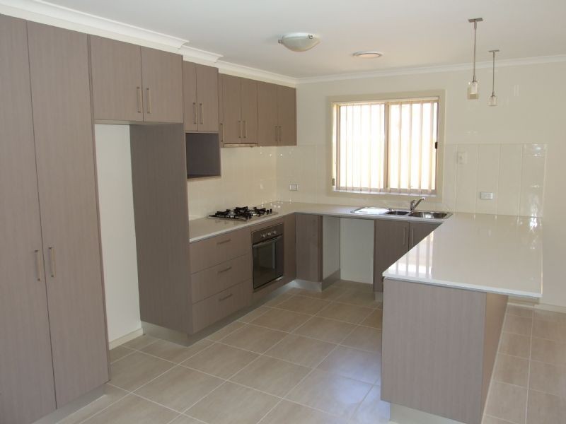 6/35-37 Monash Road , Newborough VIC 3825