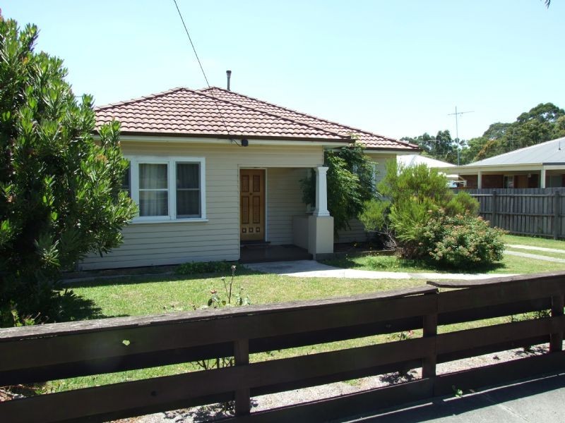 66 Waterloo Road, Moe VIC 3825