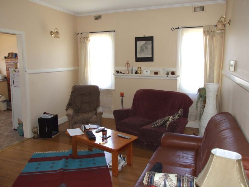 66 Waterloo Road, Moe VIC 3825