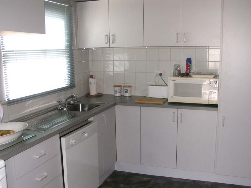 16 Hawker Street, Moe VIC 3825