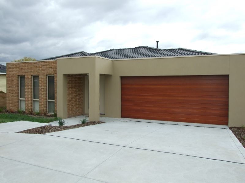 1/35-37 Monash Road, Newborough VIC 3825