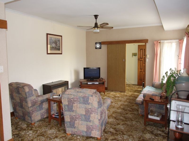 17 Tresswell Avenue, Newborough VIC 3825