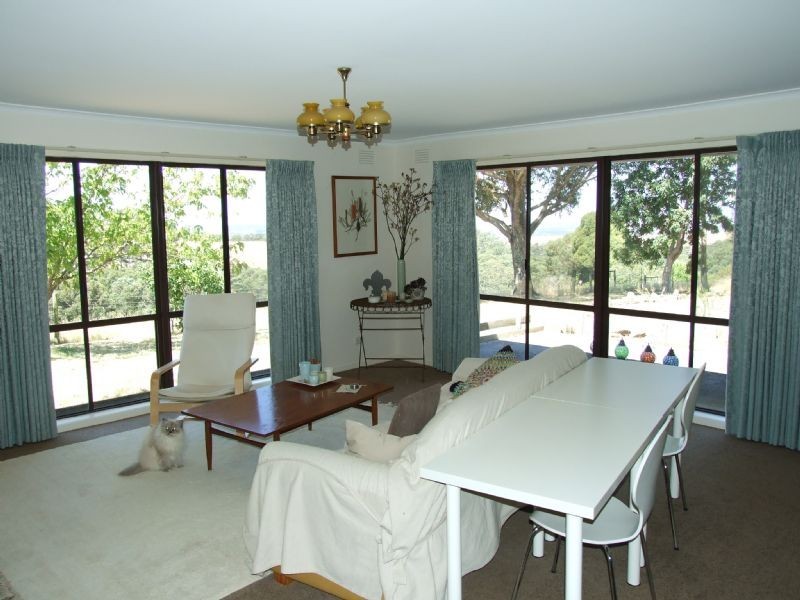 29 Outlook Way, Hernes Oak VIC 3825