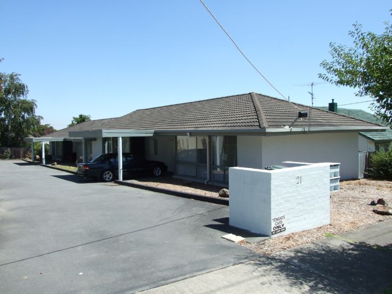 1-4/21 Leith Street, Newborough VIC 3825