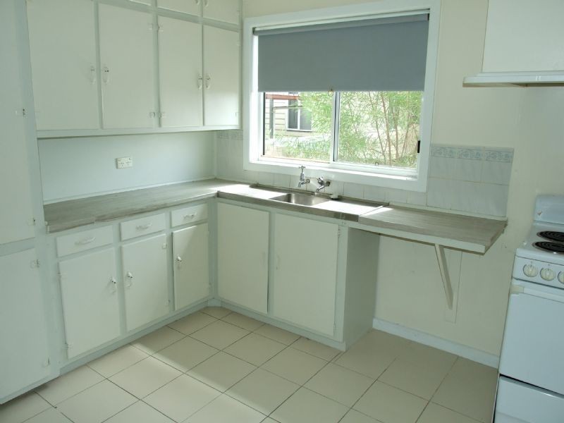 88 Service Road, Moe VIC 3825