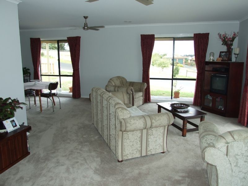 85 Watsons Road, Moe VIC 3825