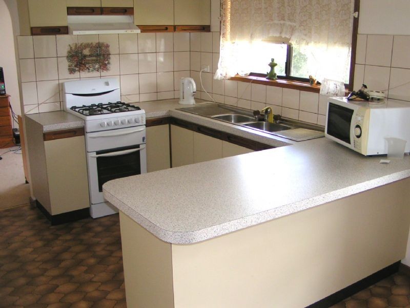 13 Abbott Street, Moe VIC 3825