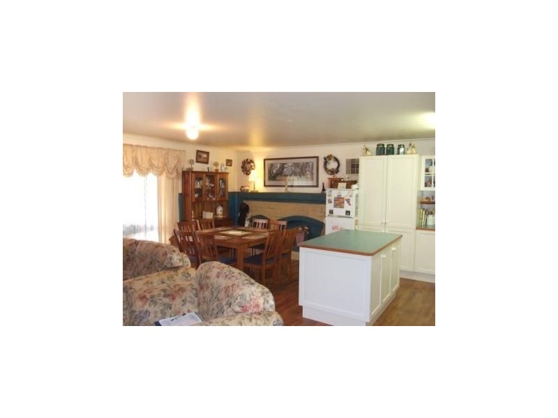 168 Connection Road, Childers VIC 3824