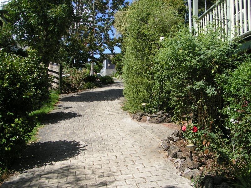 35 Smallburn Avenue, Newborough VIC 3825