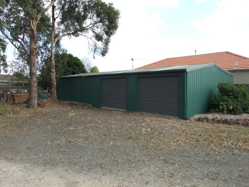 7 Crombe Court, Newborough VIC 3825