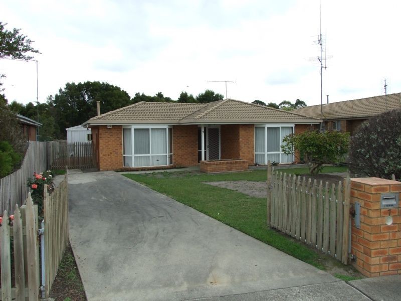 7 Amaroo Way, Newborough VIC 3825