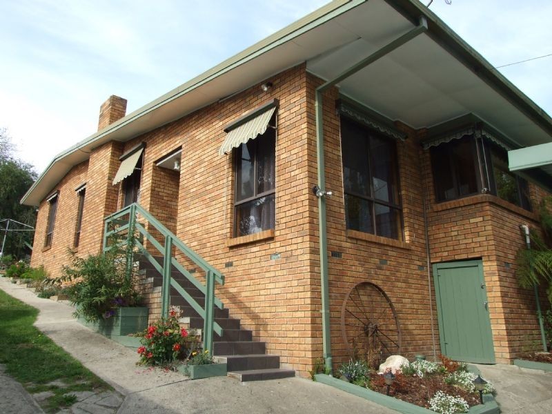 43 Haunted Hills Road, Newborough VIC 3825