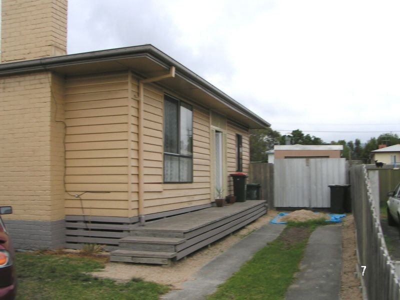 17 Victoria Street, Moe VIC 3825