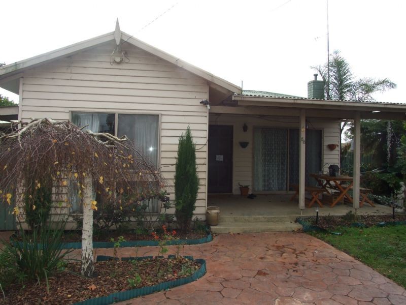66 Hennessy Street, Moe VIC 3825
