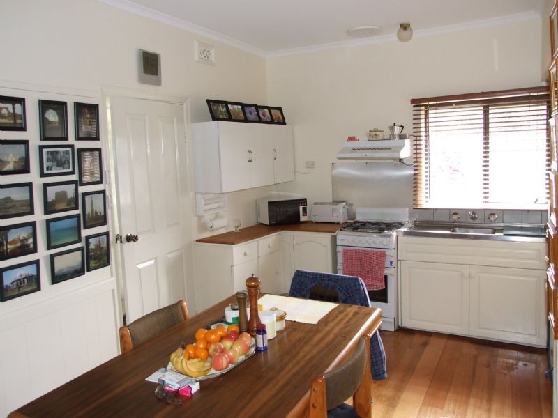 2 Hampton Street, Moe VIC 3825