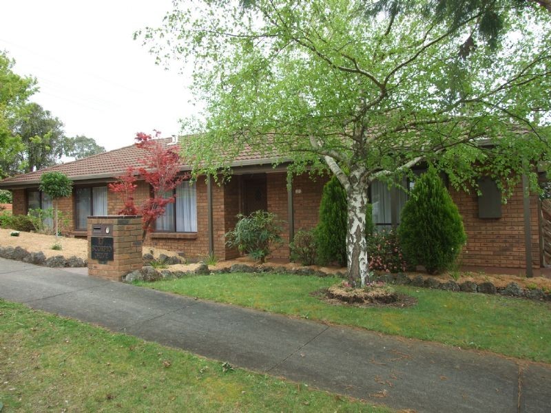 17 Scorpio Drive, Moe VIC 3825