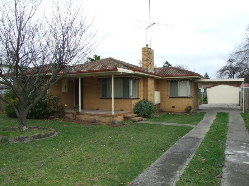 14 Evelyn Street, Moe VIC 3825