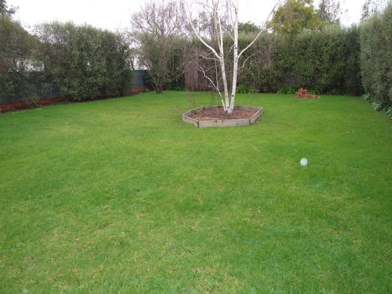 5 Francis Street, Moe VIC 3825