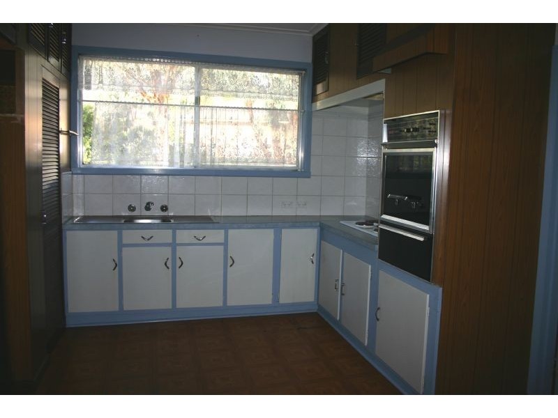 12 Marshall Avenue, Yallourn North VIC 3825