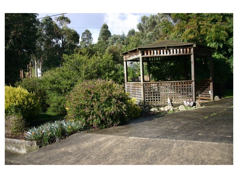 12 Marshall Avenue, Yallourn North VIC 3825