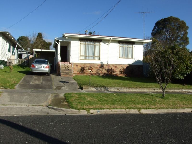 21 Charles Street, Moe VIC 3825