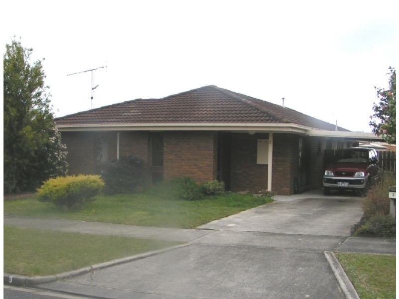 3 Phelps Court, Moe VIC 3825