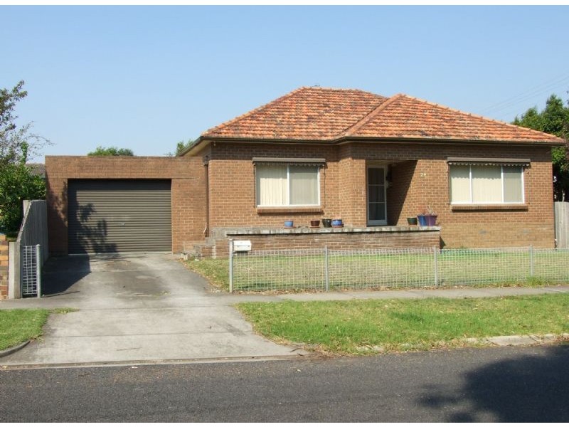 24 Balfour Street, Newborough VIC 3825