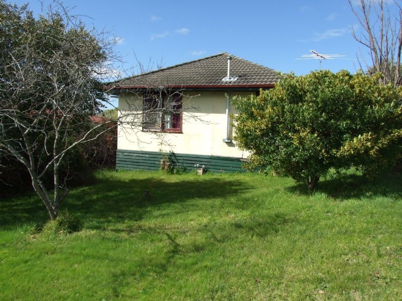 79 Wirraway Street, Moe VIC 3825