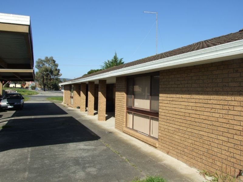 1, 2 & 3/23 Bell Street, Moe VIC 3825