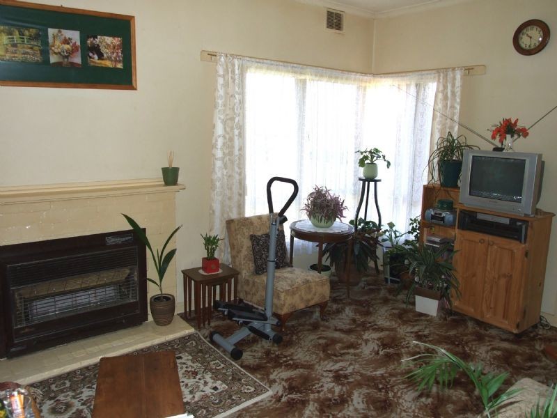 3 Scott Avenue, Moe VIC 3825